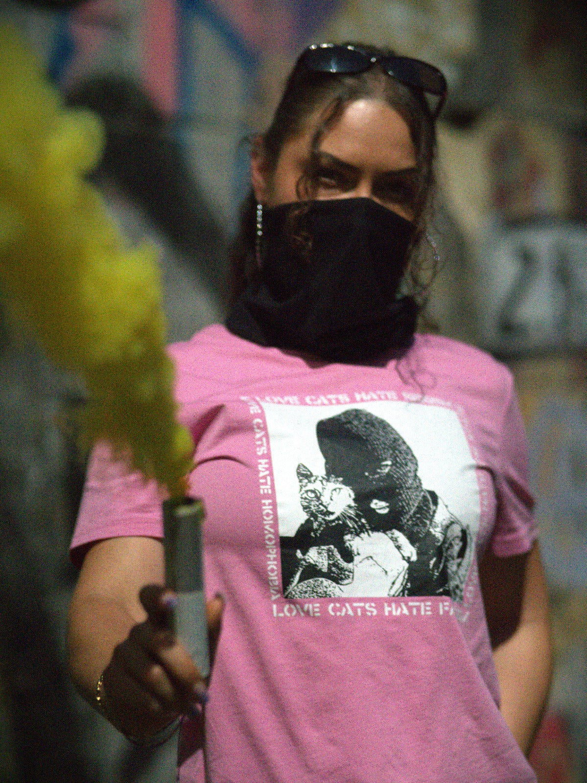 LOVE CATS HATE FASCISM - Unisex