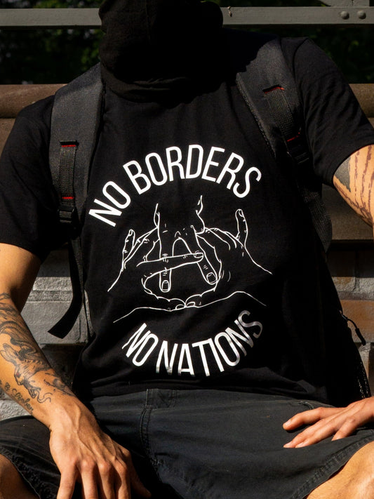 NO BORDERS NO NATIONS - Unisex